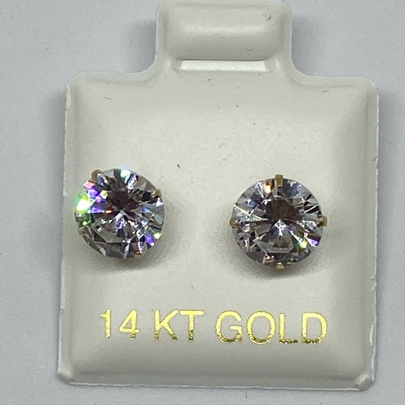Diamond Supply Co. Jewelry - Studs diamonds CZ solid gold 14k pretty 2 carat